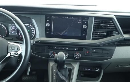 Volkswagen Caravelle T6 рестайлинг, 2022 год, 5 173 000 рублей, 19 фотография