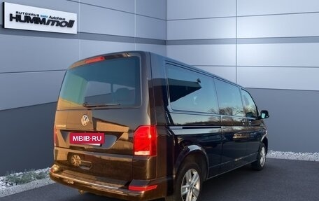 Volkswagen Caravelle T6 рестайлинг, 2022 год, 5 173 000 рублей, 8 фотография