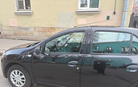 Renault Logan II, 2021 год, 915 000 рублей, 4 фотография