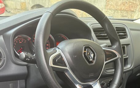 Renault Logan II, 2021 год, 915 000 рублей, 6 фотография