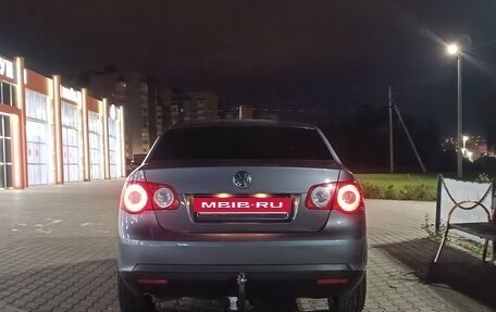 Volkswagen Jetta VI, 2008 год, 600 000 рублей, 5 фотография