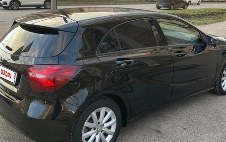 Mercedes-Benz A-Класс, 2016 год, 1 450 000 рублей, 2 фотография