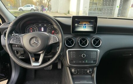 Mercedes-Benz A-Класс, 2016 год, 1 450 000 рублей, 7 фотография