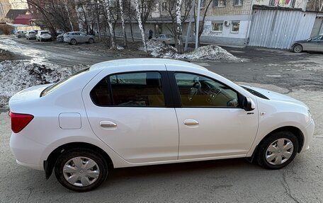 Renault Logan II, 2017 год, 950 000 рублей, 5 фотография