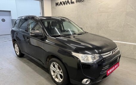 Mitsubishi Outlander III рестайлинг 3, 2012 год, 1 299 000 рублей, 3 фотография
