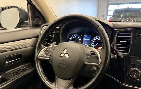 Mitsubishi Outlander III рестайлинг 3, 2012 год, 1 299 000 рублей, 12 фотография