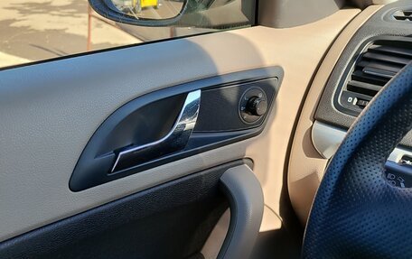 Skoda Yeti I рестайлинг, 2012 год, 720 000 рублей, 15 фотография