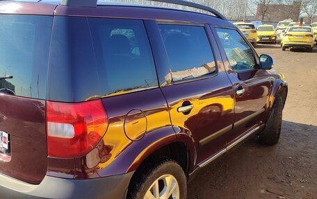 Skoda Yeti I рестайлинг, 2012 год, 720 000 рублей, 30 фотография