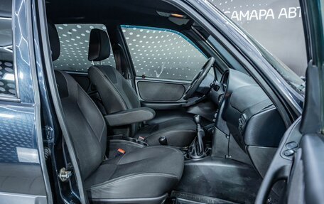 Chevrolet Niva I рестайлинг, 2017 год, 818 000 рублей, 13 фотография