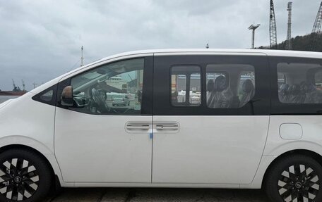 Hyundai Staria, 2025 год, 10 290 000 рублей, 8 фотография