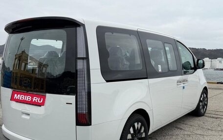 Hyundai Staria, 2025 год, 10 290 000 рублей, 5 фотография