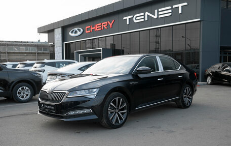 Skoda Superb III рестайлинг, 2025 год, 3 290 000 рублей, 1 фотография