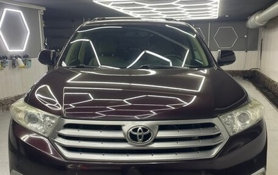 Toyota Highlander III, 2011 год, 1 850 000 рублей, 1 фотография