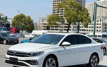 Volkswagen Bora, 2022 год, 1 719 000 рублей, 1 фотография