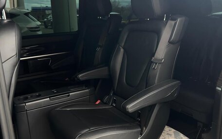 Mercedes-Benz V-Класс, 2019 год, 5 950 000 рублей, 14 фотография