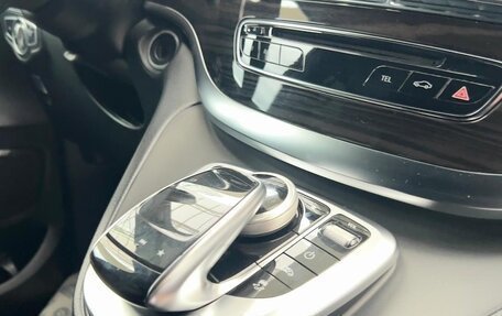 Mercedes-Benz V-Класс, 2019 год, 5 950 000 рублей, 17 фотография