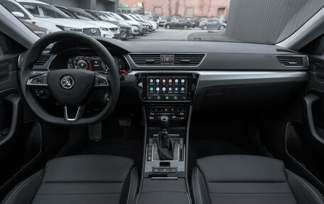 Skoda Superb III рестайлинг, 2025 год, 3 290 000 рублей, 8 фотография