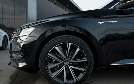 Skoda Superb III рестайлинг, 2025 год, 3 290 000 рублей, 23 фотография