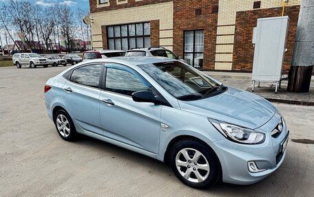 Hyundai Solaris II рестайлинг, 2011 год, 785 000 рублей, 2 фотография