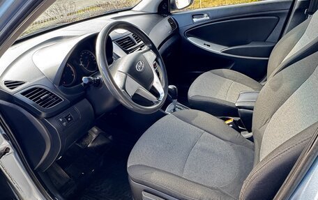 Hyundai Solaris II рестайлинг, 2011 год, 785 000 рублей, 12 фотография