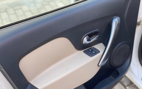 Renault Logan II, 2016 год, 529 000 рублей, 11 фотография