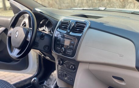 Renault Logan II, 2016 год, 529 000 рублей, 12 фотография