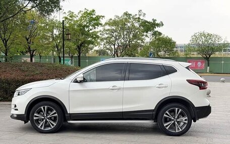 Nissan Qashqai, 2022 год, 1 974 000 рублей, 10 фотография