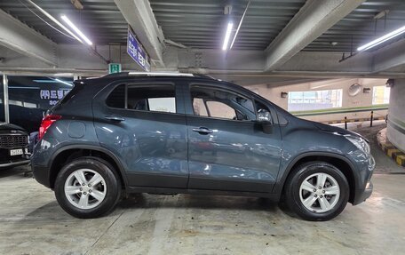 Chevrolet Trax, 2022 год, 1 418 000 рублей, 6 фотография