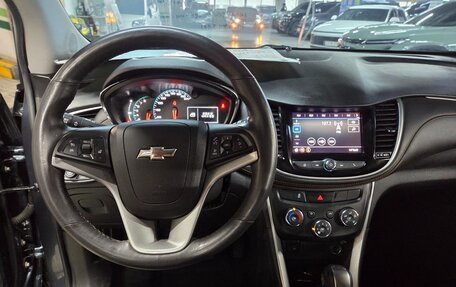 Chevrolet Trax, 2022 год, 1 418 000 рублей, 15 фотография