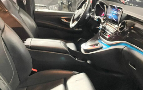 Mercedes-Benz V-Класс, 2023 год, 11 000 000 рублей, 11 фотография