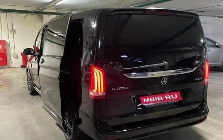 Mercedes-Benz V-Класс, 2023 год, 11 000 000 рублей, 6 фотография