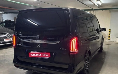 Mercedes-Benz V-Класс, 2023 год, 11 000 000 рублей, 13 фотография