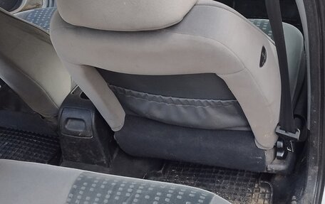 Peugeot 406 I, 2003 год, 350 000 рублей, 12 фотография