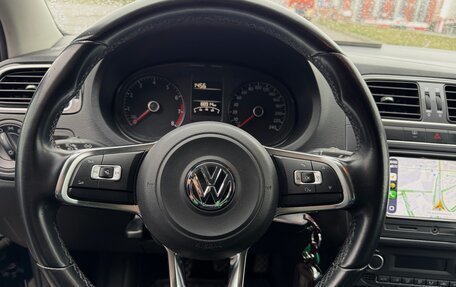 Volkswagen Polo VI (EU Market), 2018 год, 1 500 000 рублей, 2 фотография