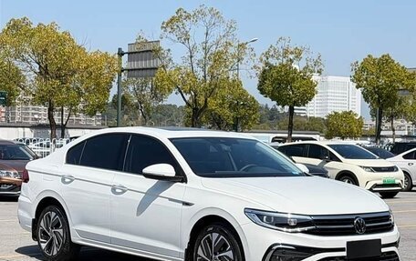 Volkswagen Bora, 2022 год, 1 719 000 рублей, 3 фотография