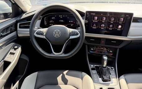 Volkswagen Bora, 2022 год, 1 719 000 рублей, 6 фотография