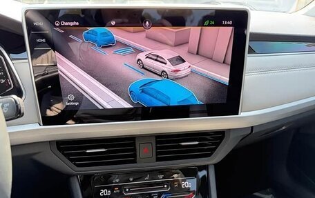 Volkswagen Bora, 2022 год, 1 719 000 рублей, 9 фотография