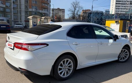 Toyota Camry, 2021 год, 3 200 000 рублей, 3 фотография