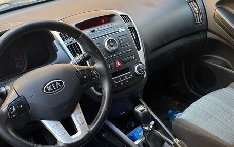 KIA cee'd I рестайлинг, 2011 год, 670 000 рублей, 12 фотография