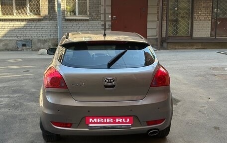 KIA cee'd I рестайлинг, 2011 год, 670 000 рублей, 6 фотография
