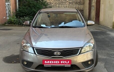 KIA cee'd I рестайлинг, 2011 год, 670 000 рублей, 10 фотография