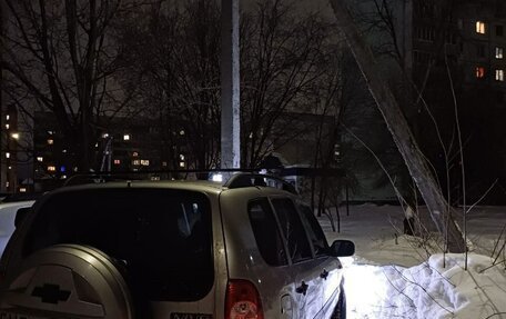 Chevrolet Niva I рестайлинг, 2007 год, 450 000 рублей, 4 фотография