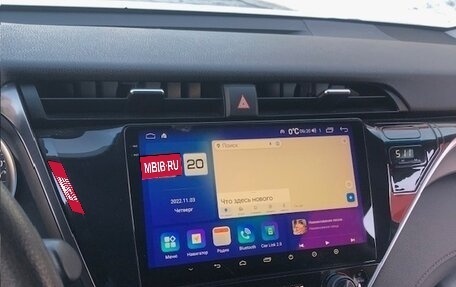 Toyota Camry, 2020 год, 2 300 000 рублей, 6 фотография