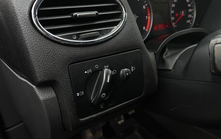 Ford Focus II рестайлинг, 2007 год, 385 000 рублей, 19 фотография