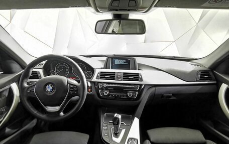 BMW 3 серия, 2018 год, 2 195 000 рублей, 11 фотография