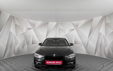 BMW 3 серия, 2018 год, 2 195 000 рублей, 3 фотография