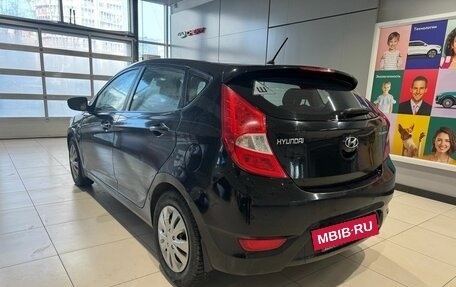 Hyundai Solaris II рестайлинг, 2012 год, 849 000 рублей, 4 фотография