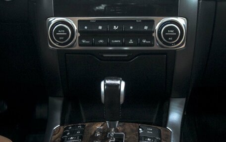 KIA Mohave I, 2017 год, 2 999 990 рублей, 28 фотография