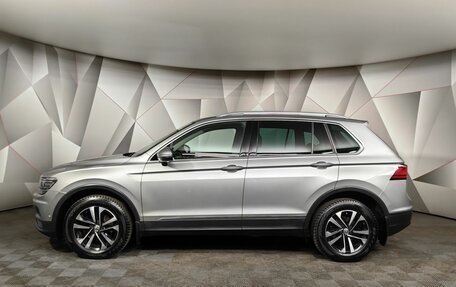 Volkswagen Tiguan II, 2019 год, 2 365 000 рублей, 5 фотография