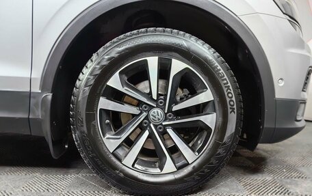 Volkswagen Tiguan II, 2019 год, 2 365 000 рублей, 9 фотография